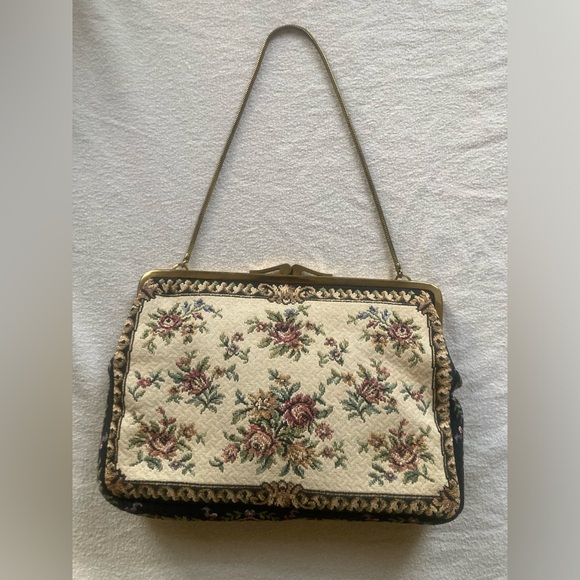 Vintage Handbags - Vintage Floral Tapestry Kiss Lock Mini Handbag